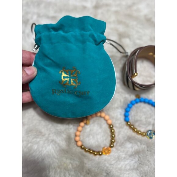 Rustic Cuff 3 bracelet round beaded stretch and cow print bracelet - Picture 5 of 7